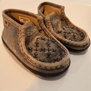 Twisted X Kids Brown Moccasins with Black Stitching size 6
